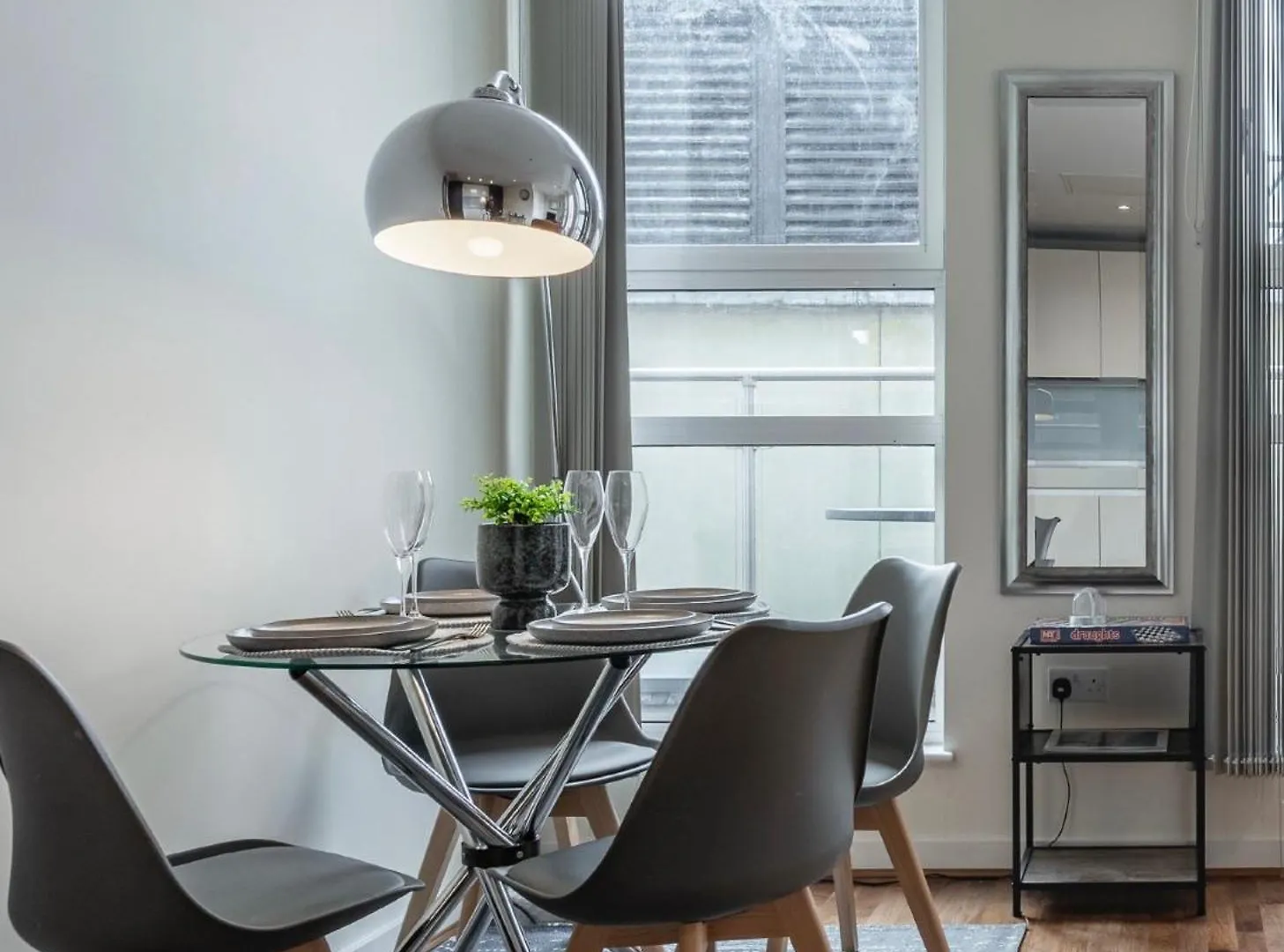 Modern London City Apartment